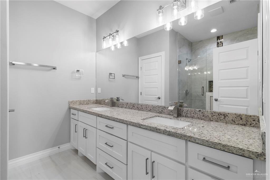 1309 E Evergreen Street, San Juan, Texas image 12