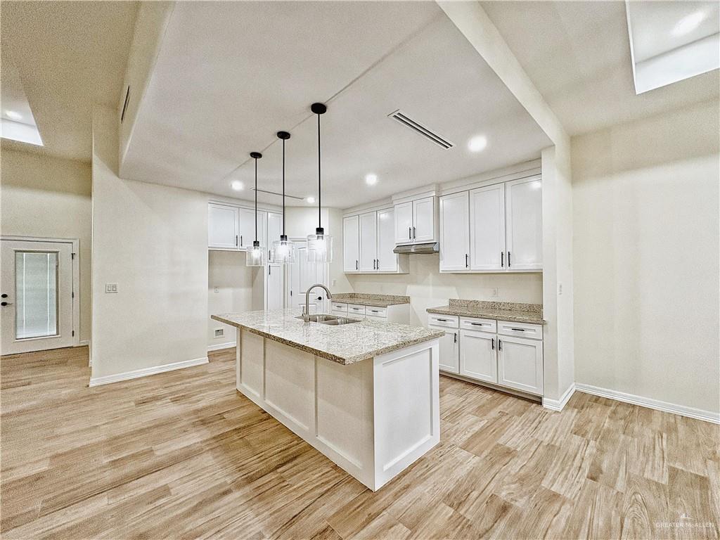 140 Willow Circle, Harlingen, Texas image 7