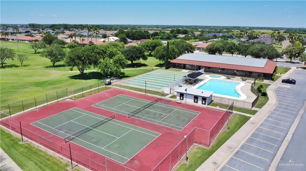 140 Willow Circle, Harlingen, Texas image 22