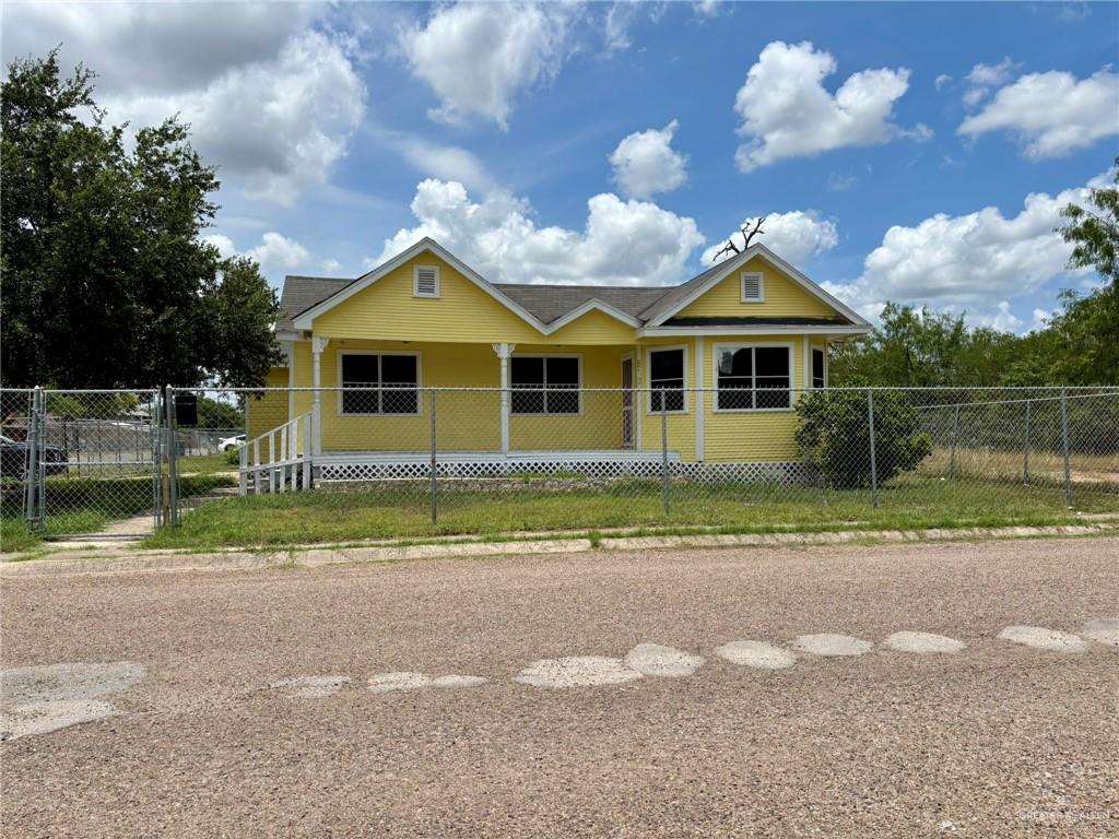 510 Garcia Avenue, Mercedes, Texas image 1