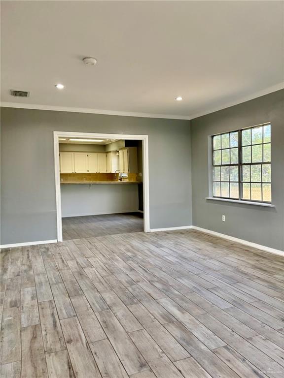510 Garcia Avenue, Mercedes, Texas image 4