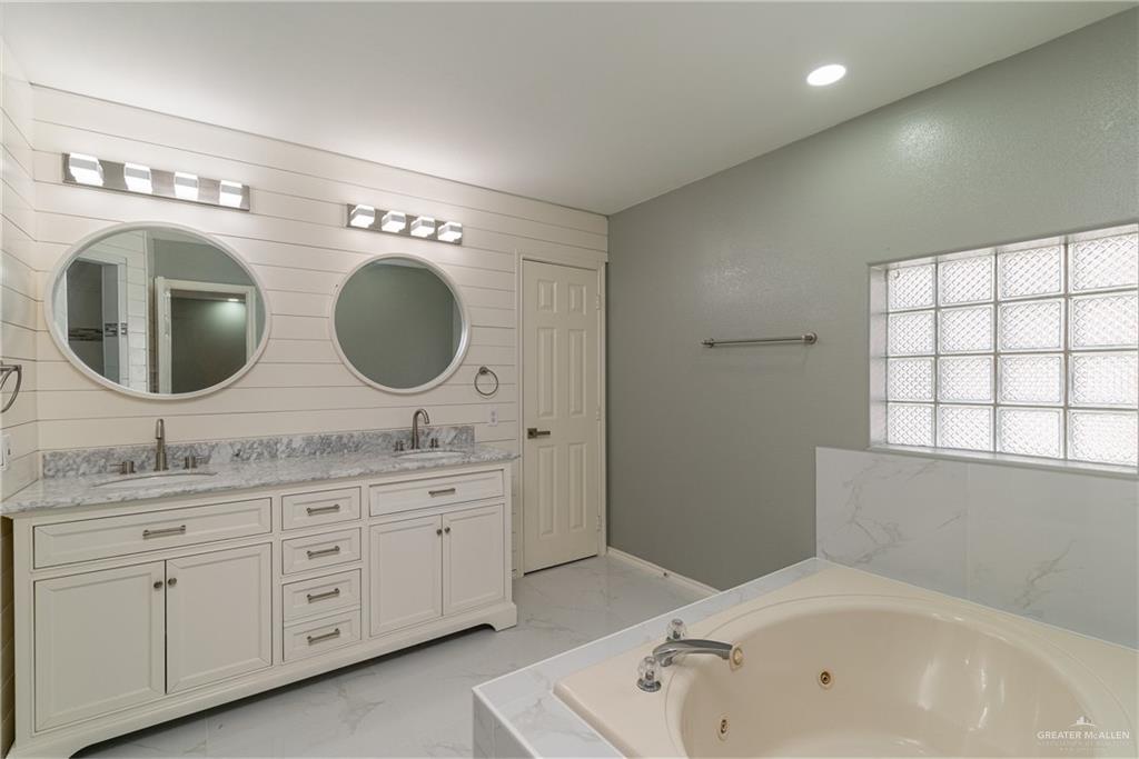 2201 Ascot Drive, Edinburg, Texas image 6