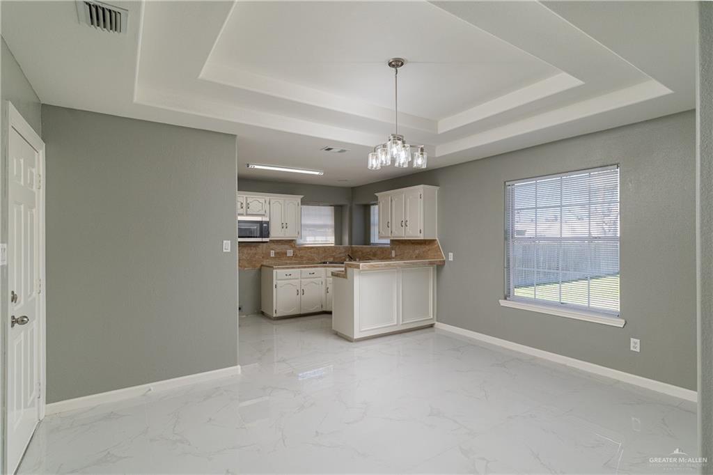 2201 Ascot Drive, Edinburg, Texas image 3