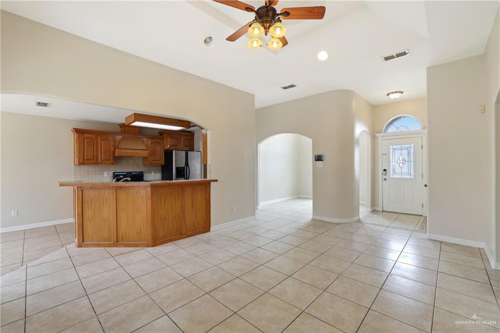 605 Tierra Prometida, Weslaco, Texas image 9