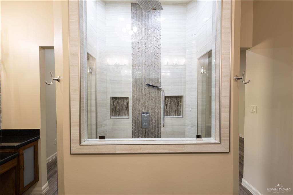 2410 W Vancouver Avenue, Edinburg, Texas image 19