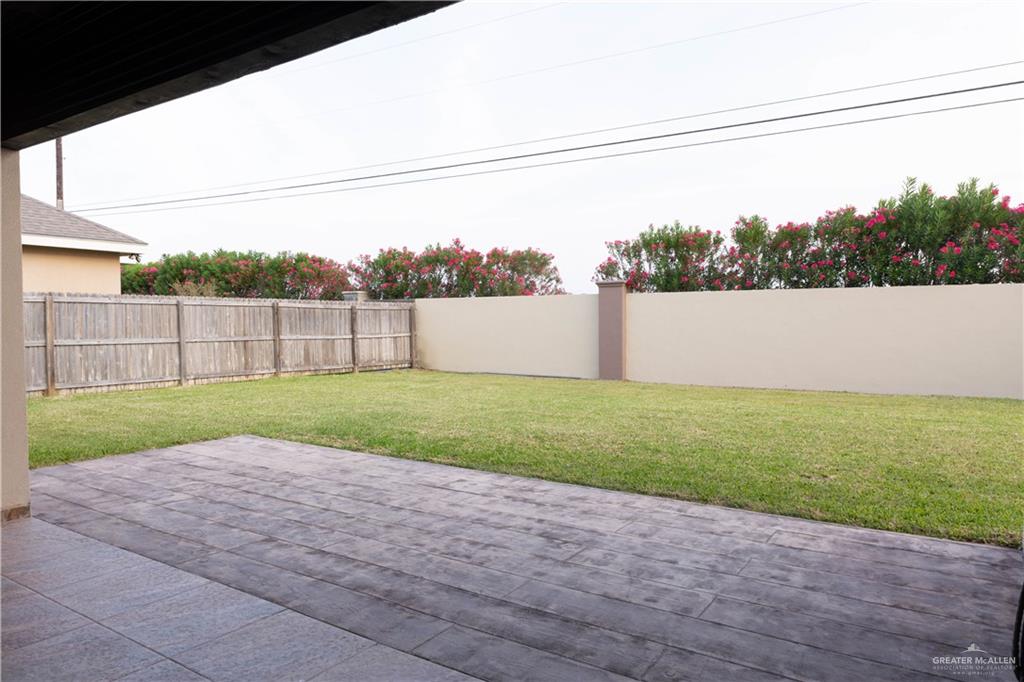 2410 W Vancouver Avenue, Edinburg, Texas image 32