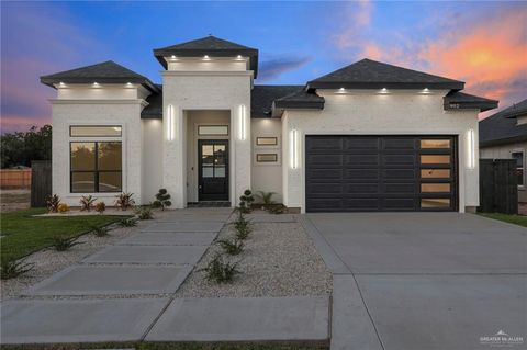 Photo of 902 Ramirez Street, Mission, TX 78574 (MLS # 482106)