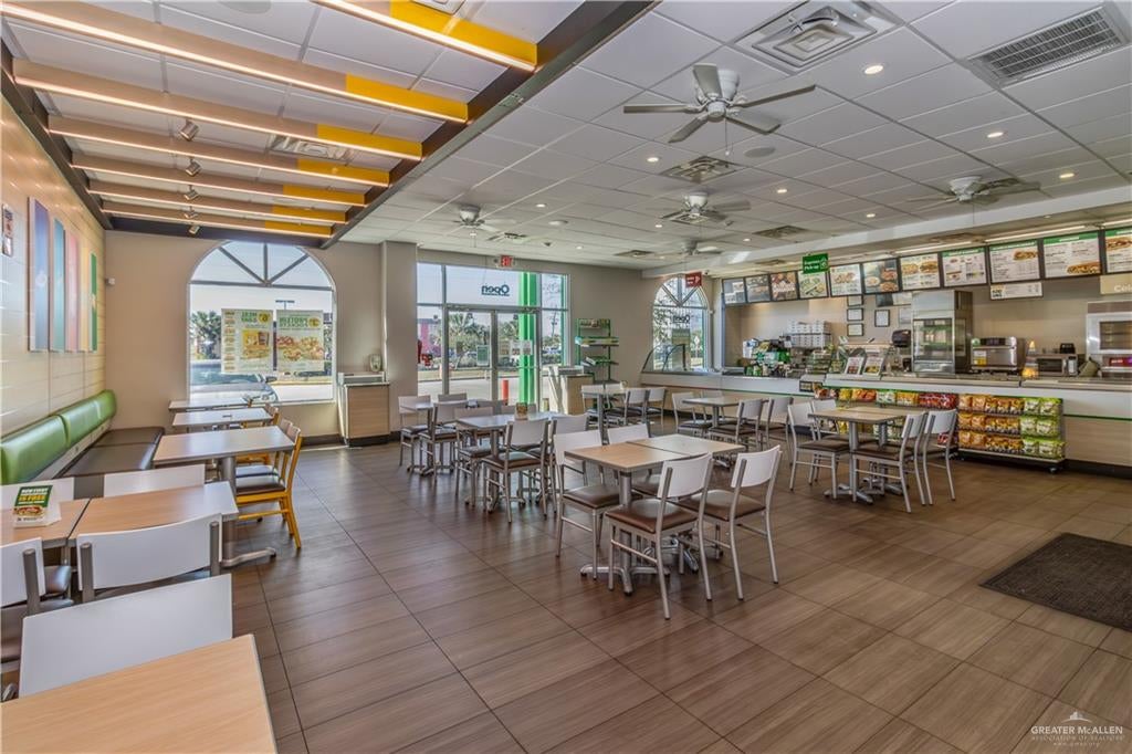 800 E Alton Gloor Boulevard