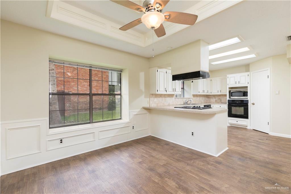 112 E Xanthisma Avenue