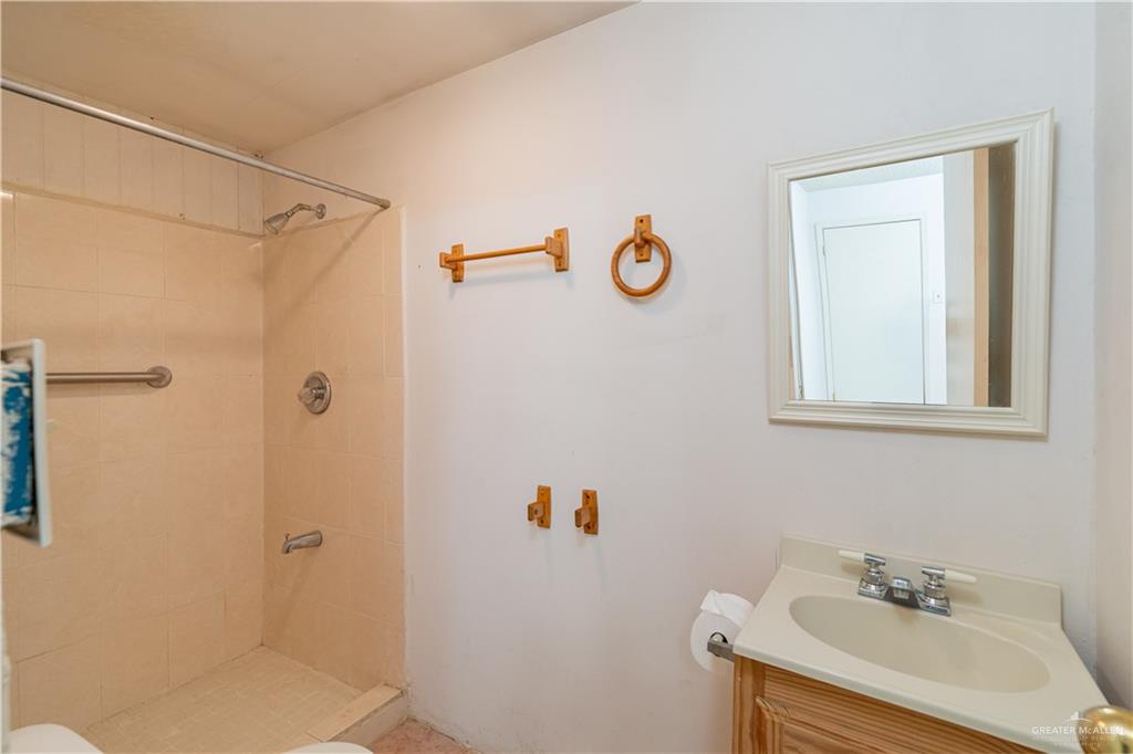 2512 Dallas Avenue, McAllen, Texas image 8
