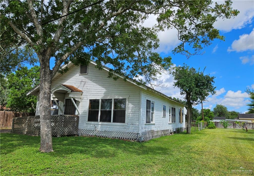 517 East Street, La Feria, Texas image 1