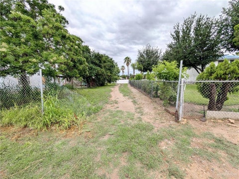 Vacant Land For Sale - 1303 S 19 1/2 Street<br/> Hidalgo County, McAllen, TX 78501