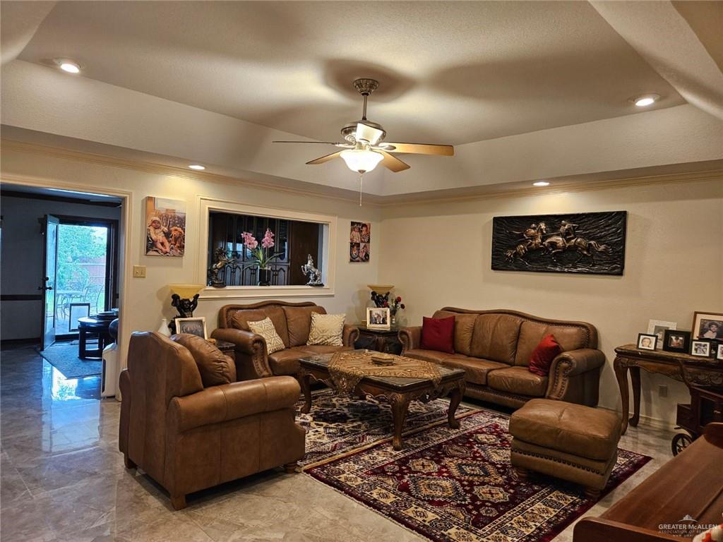 2709 Palmer Drive, Pharr, Texas image 15