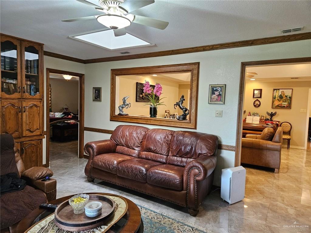 2709 Palmer Drive, Pharr, Texas image 19