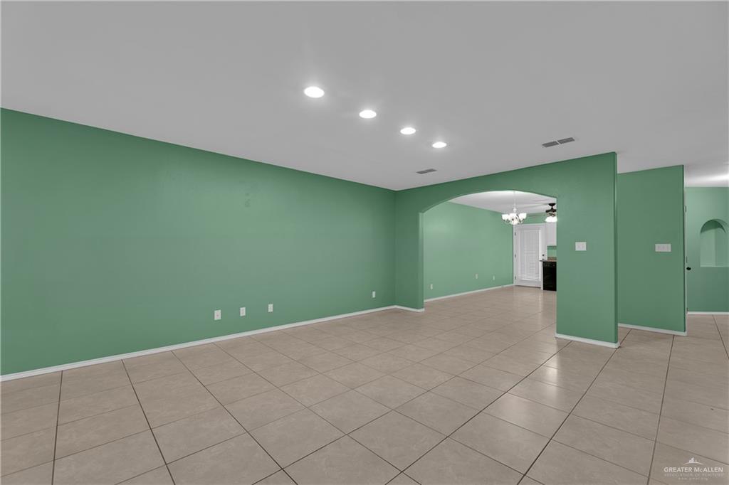 3619 Prestwick Street, Edinburg, South Carolina image 2