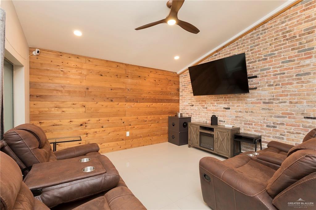 820 Dulce Drive, Alamo, Texas image 3