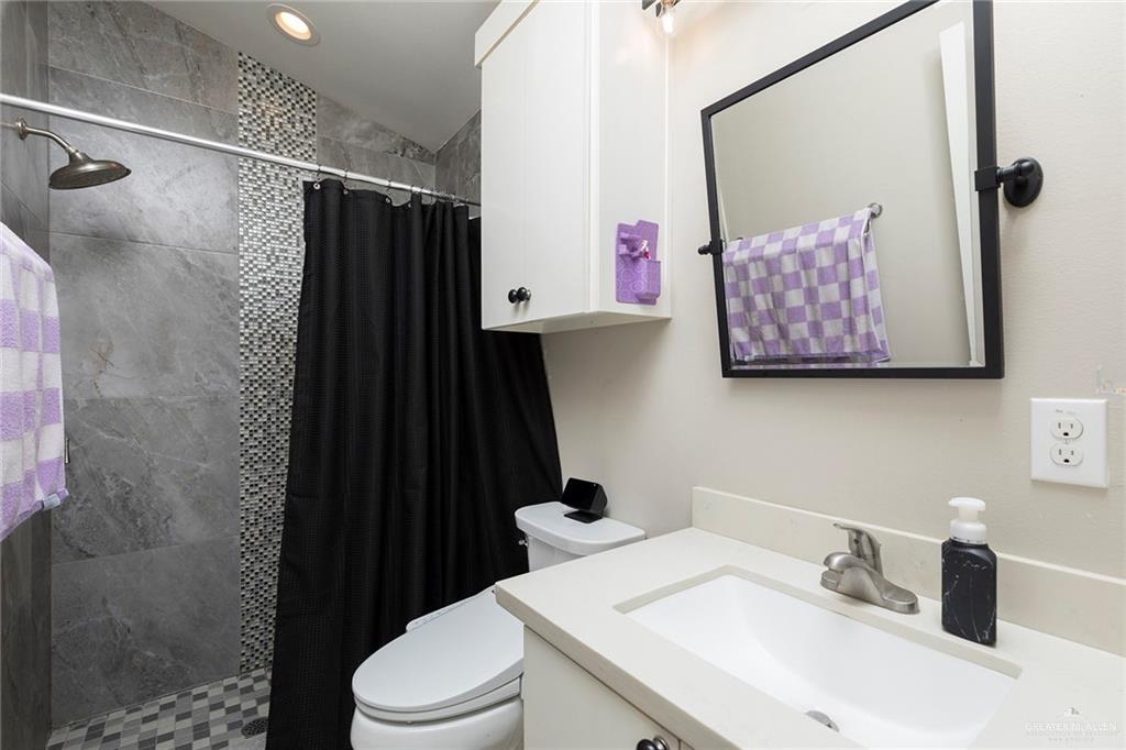 820 Dulce Drive, Alamo, Texas image 10