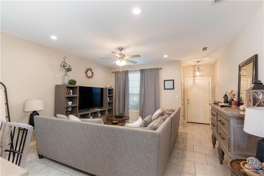 5521 River Road