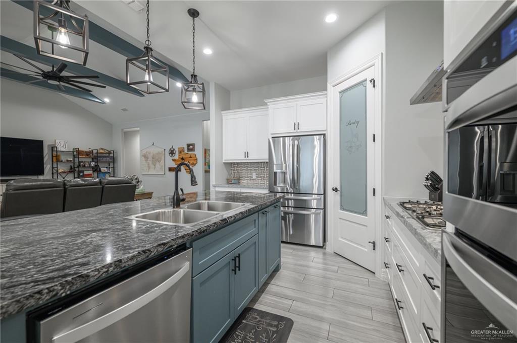 1409 Jocelyn Circle, Harlingen, Texas image 7