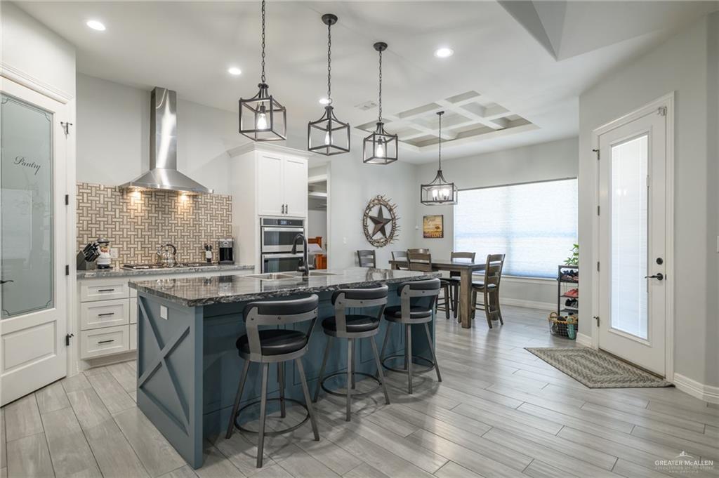 1409 Jocelyn Circle, Harlingen, Texas image 2