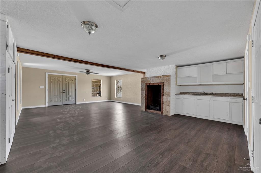 318 E 2nd Avenue, Elsa, Texas image 4