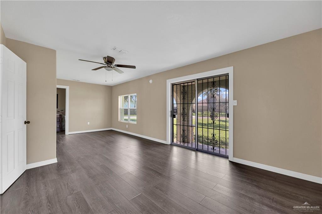 318 E 2nd Avenue, Elsa, Texas image 5