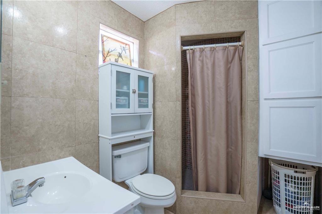15 El Mesquite Lane, Rio Grande City, Texas image 11