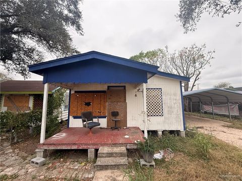 Photo of 226 E 2nd Street, San Juan, TX 78589 (MLS # 488478)