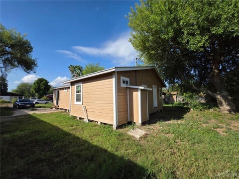 Photo of 3017 E 23rd Street, Weslaco, TX 78596 (MLS # 517022)