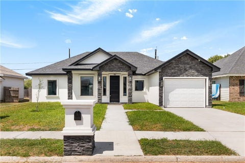Homes For Sale - 425 Aaron Street<br/> Mercedes, TX 78570