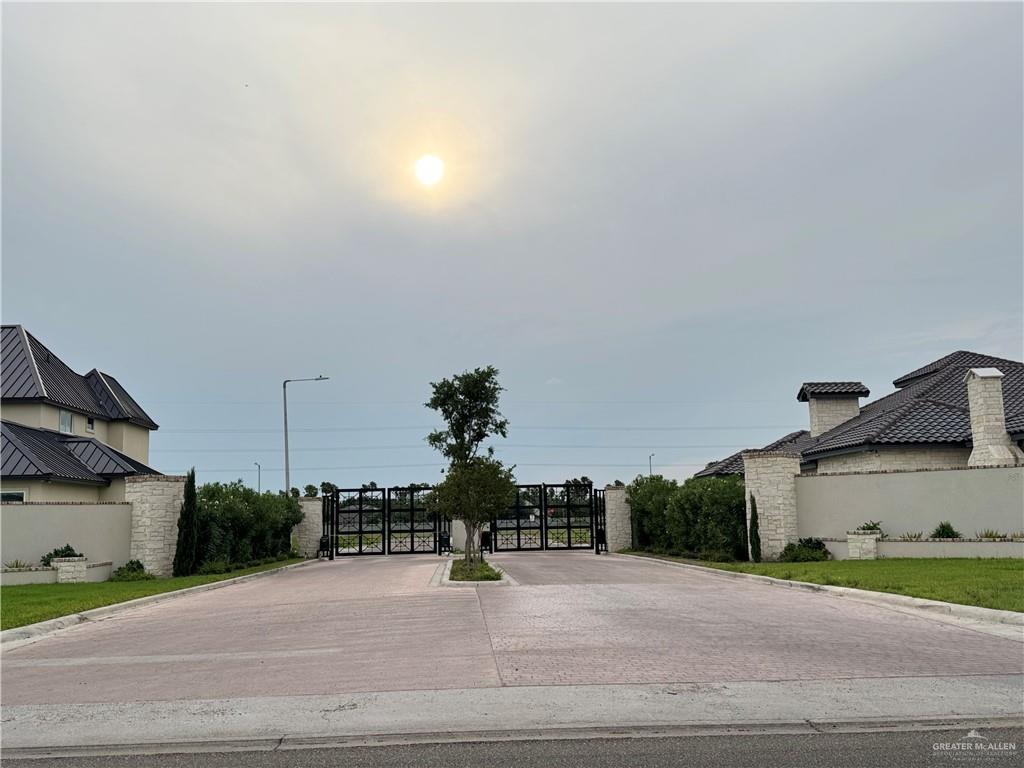 3018 W Rockefeller Lane, Edinburg, Texas image 3