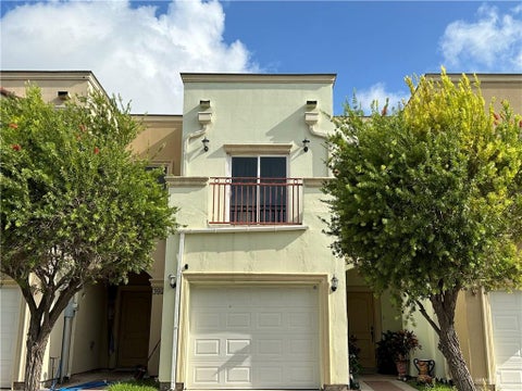 Townhouse For Rent - 3820 W Daffodil Avenue<br/> Hidalgo County, McAllen, TX 78501