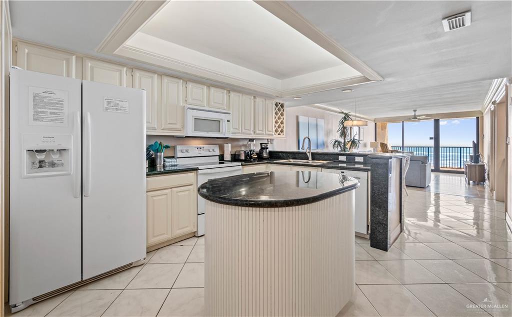 3000 Gulf Boulevard #402, South Padre Island, Texas image 1