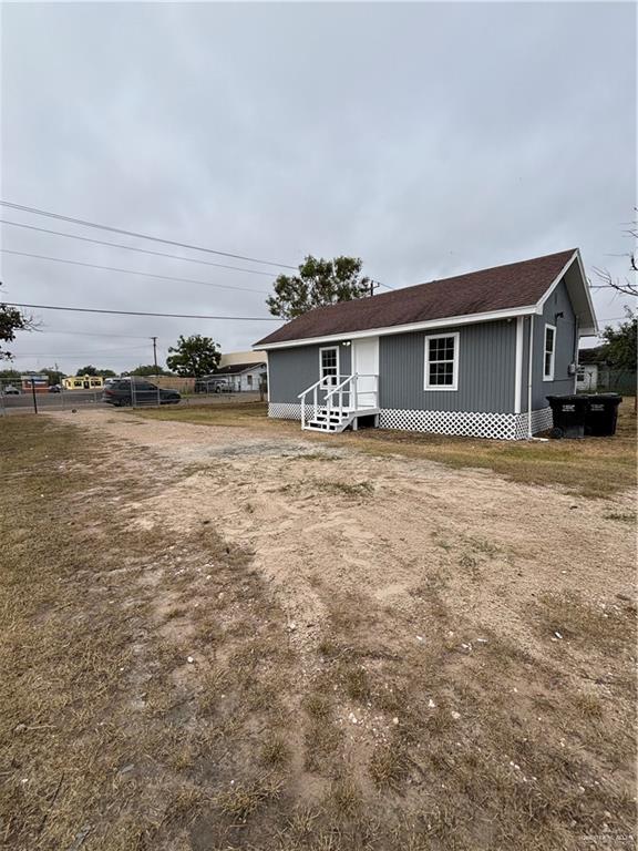 602 N Extrumberto Solis Street, Elsa, Texas image 2