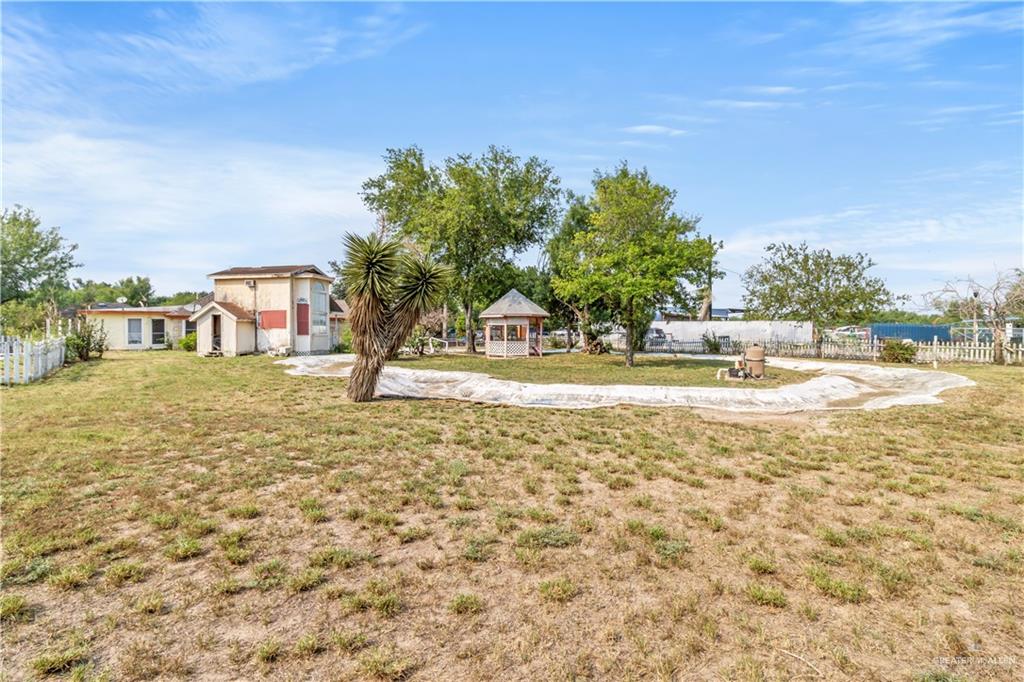 4721 Buddy Owens Avenue #F, McAllen, Texas image 25