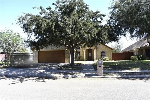 Photo of 704 N Drennan Street, Edinburg, TX 78541 (MLS # 485677)