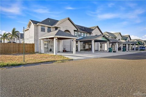 Townhouse For Sale - 2614 Melanie Drive<br/> Pharr, TX 78577