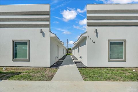 Apartment For Rent - 1500 W Heritage Drive #2<br/> Pharr, TX 78577