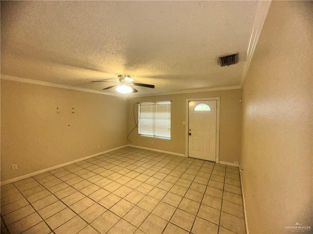323 Forest Hills Drive #7, Weslaco, Texas image 4