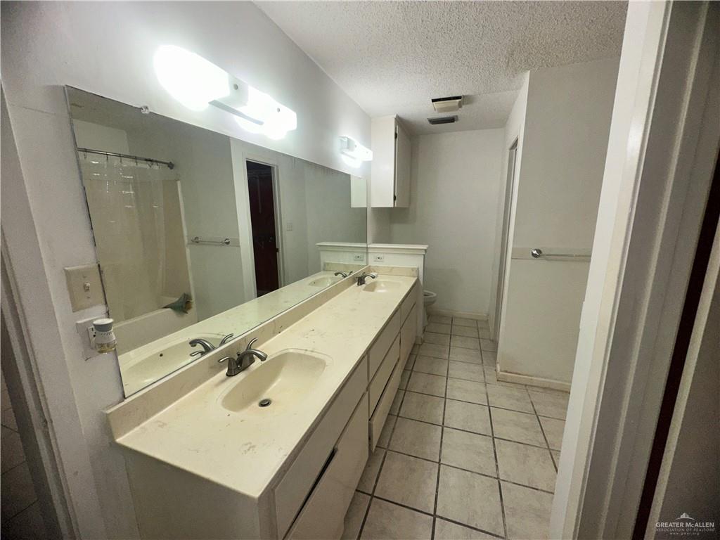 323 Forest Hills Drive #7, Weslaco, Texas image 3