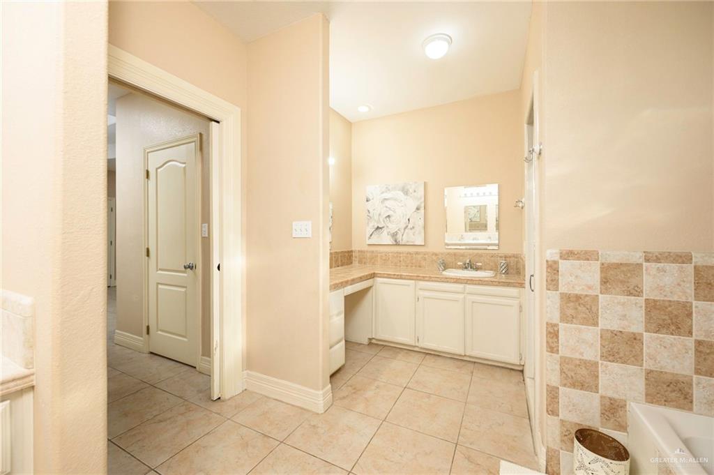 24162 N Tamm Lane, Harlingen, Texas image 16