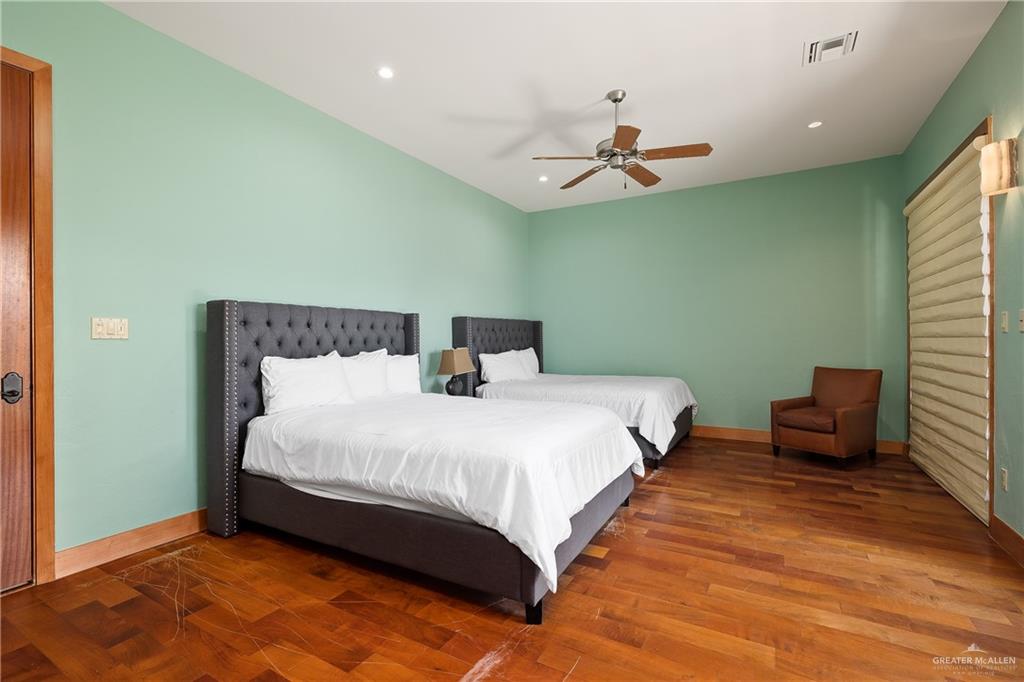 4616 Gulf Boulevard #SOUTH, South Padre Island, Texas image 15