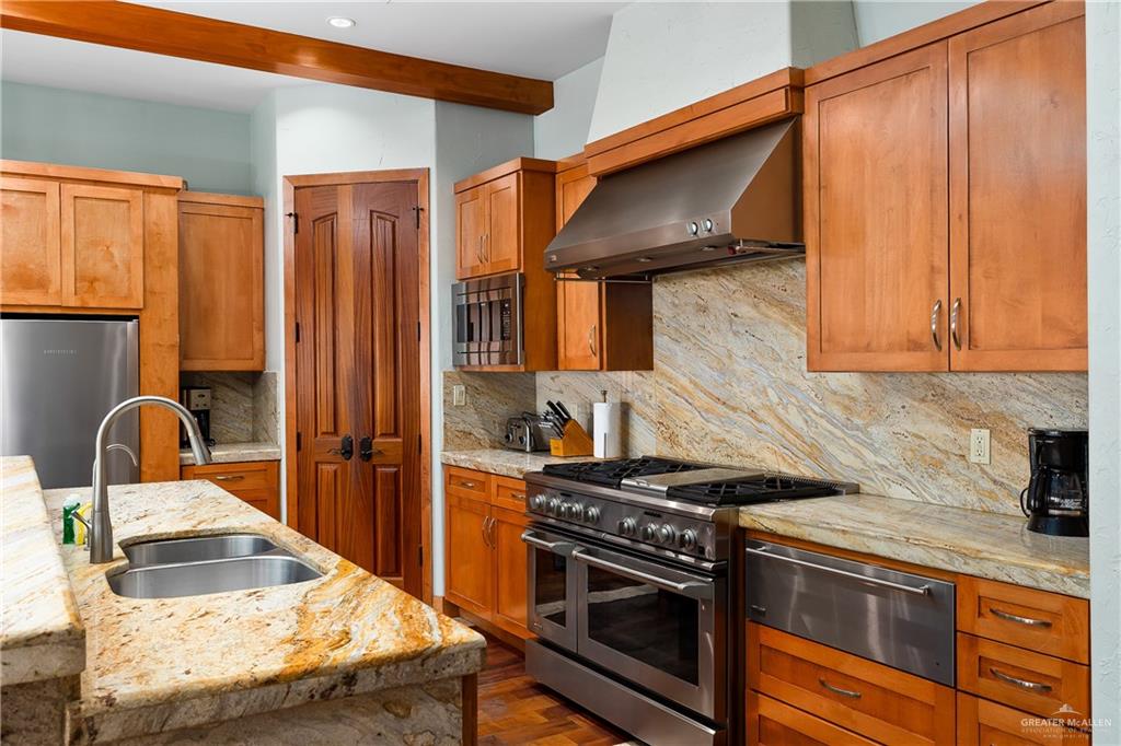 4616 Gulf Boulevard #SOUTH, South Padre Island, Texas image 8