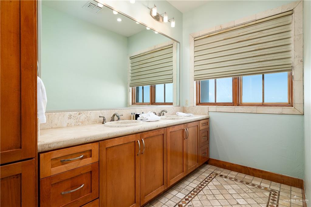 4616 Gulf Boulevard #SOUTH, South Padre Island, Texas image 13
