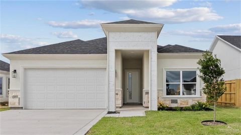 Photo of 3217 La Cienega Street, Edinburg, TX 78542 (MLS # 497947)