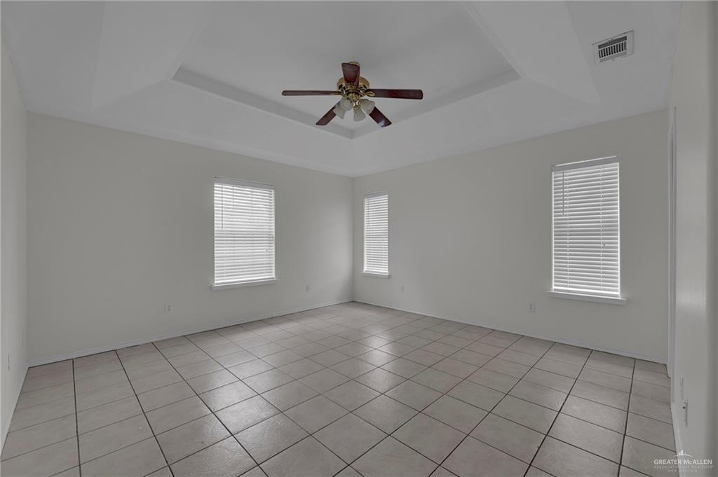 400 W Crystal Drive, Pharr, Texas image 14