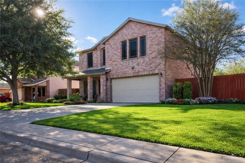 Homes For Sale - 906 E Solar Drive<br/> Mission, TX 78574