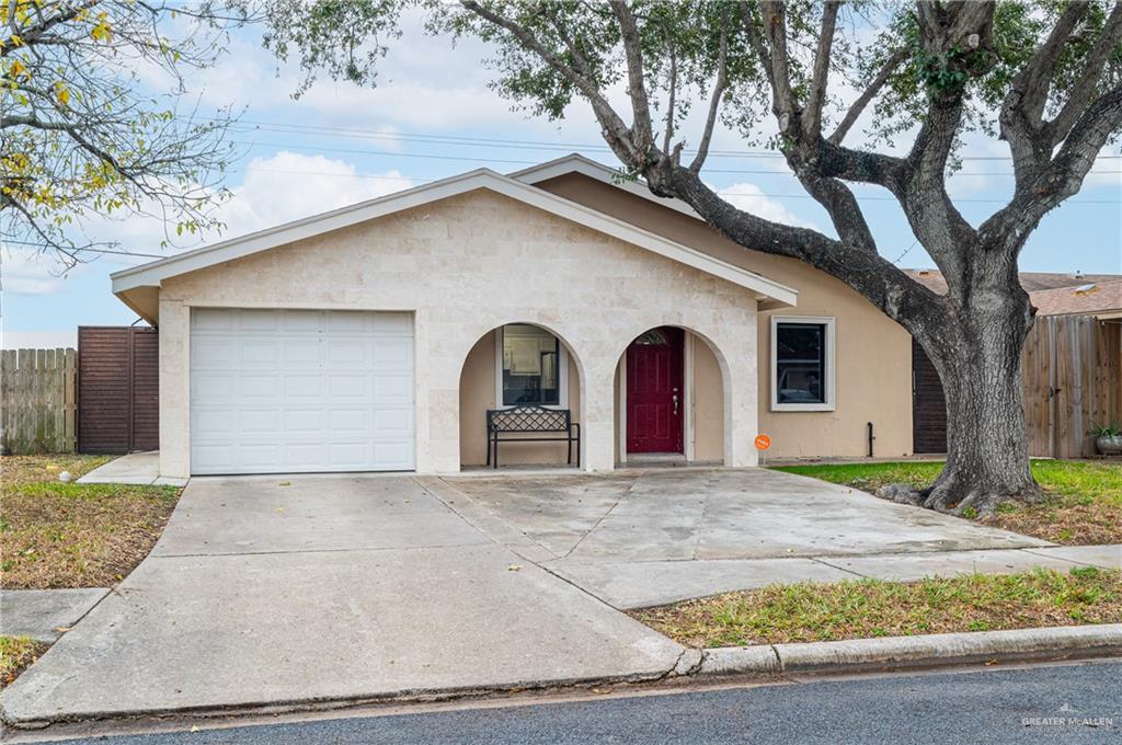 2105 Goldcrest Avenue, McAllen, Texas image 1