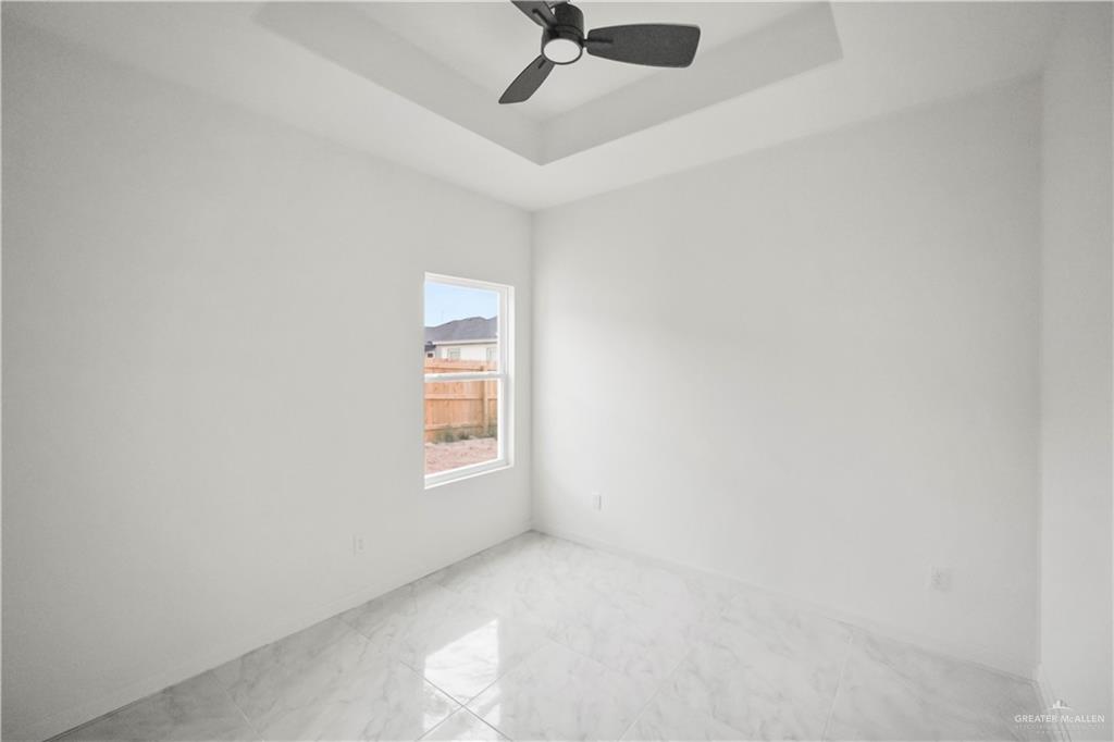6109 N Luz Del Sol Street, Edinburg, Texas image 7