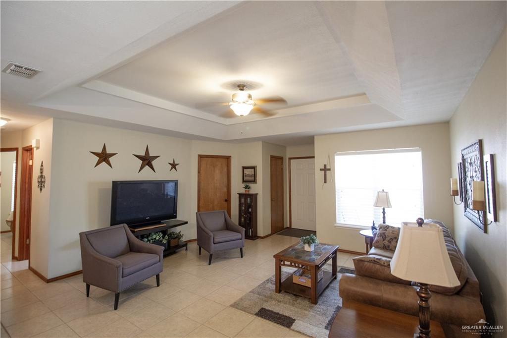 1708 Aries Street, Mission, Texas image 4